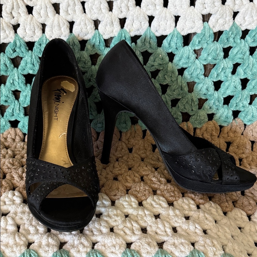 FIONI Night Black Peep-Toe Rhinestone Heels Shoes Womans sz 8